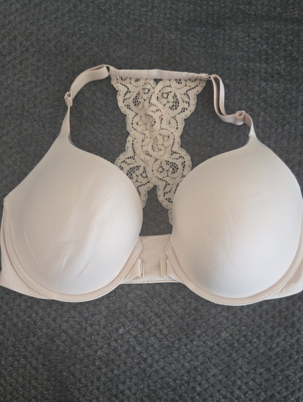 Victoria's Secret Lace Racerback T-Shirt Bra - Cream Size 36dd